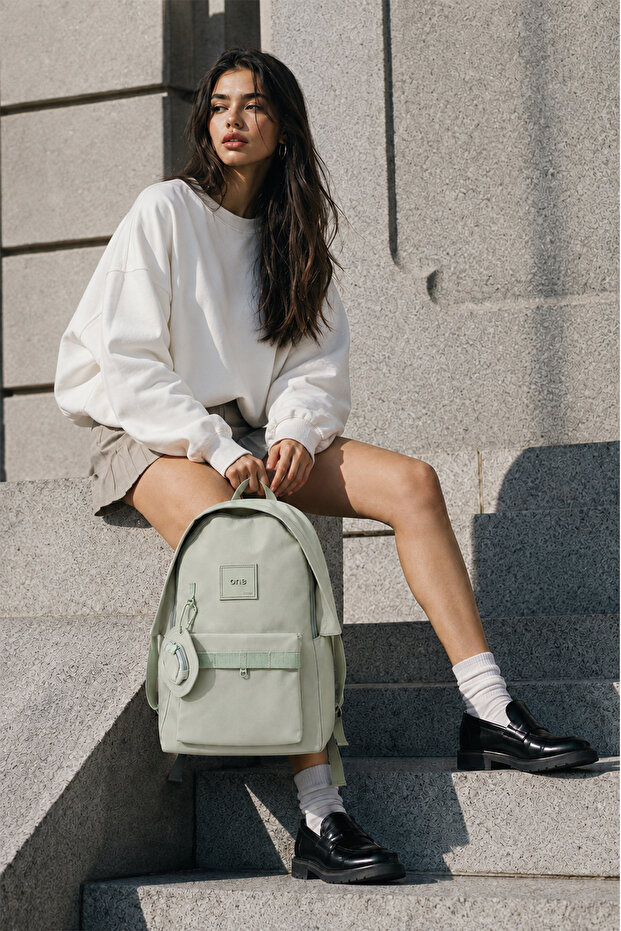 Hat Charmlı Backpack Gray