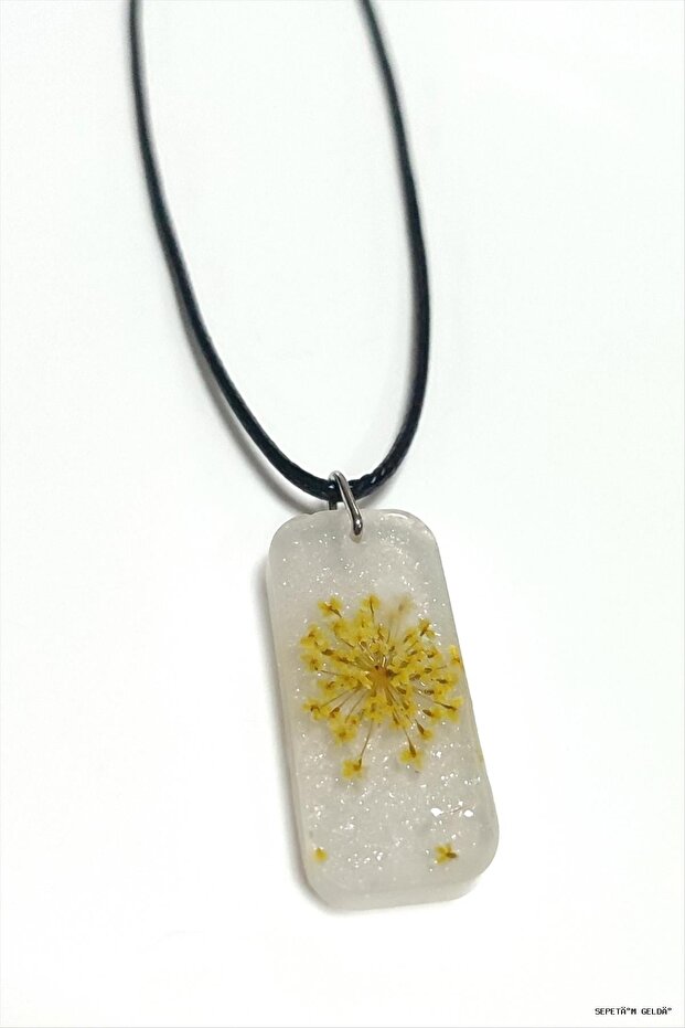 Spt-Gld Sultanotu Flower Rectangular Epoxy (41628) Pendant White