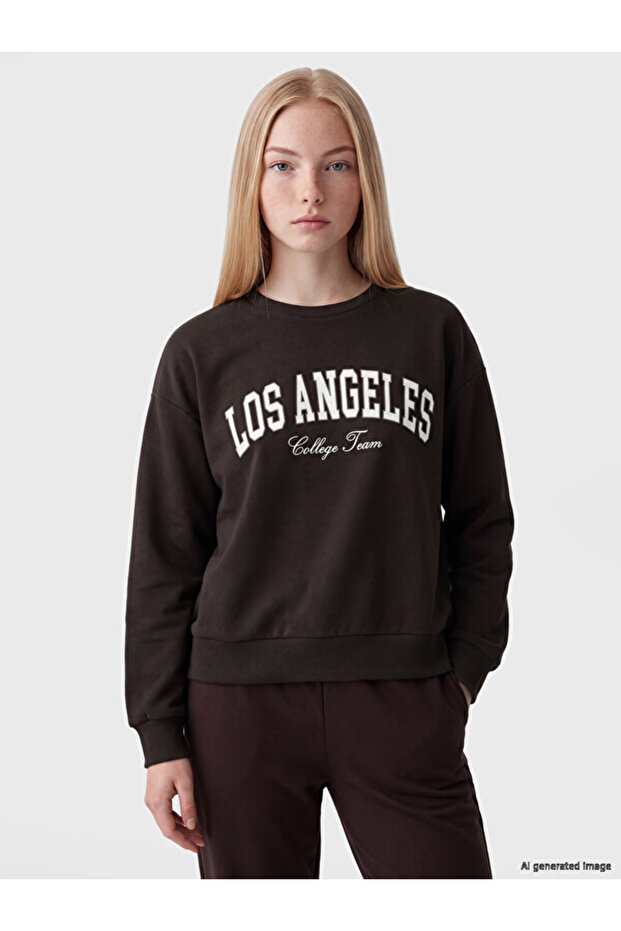 Esvab • Modern & Distinctive Loose Fit Soft Touch Women's Sweatshirt