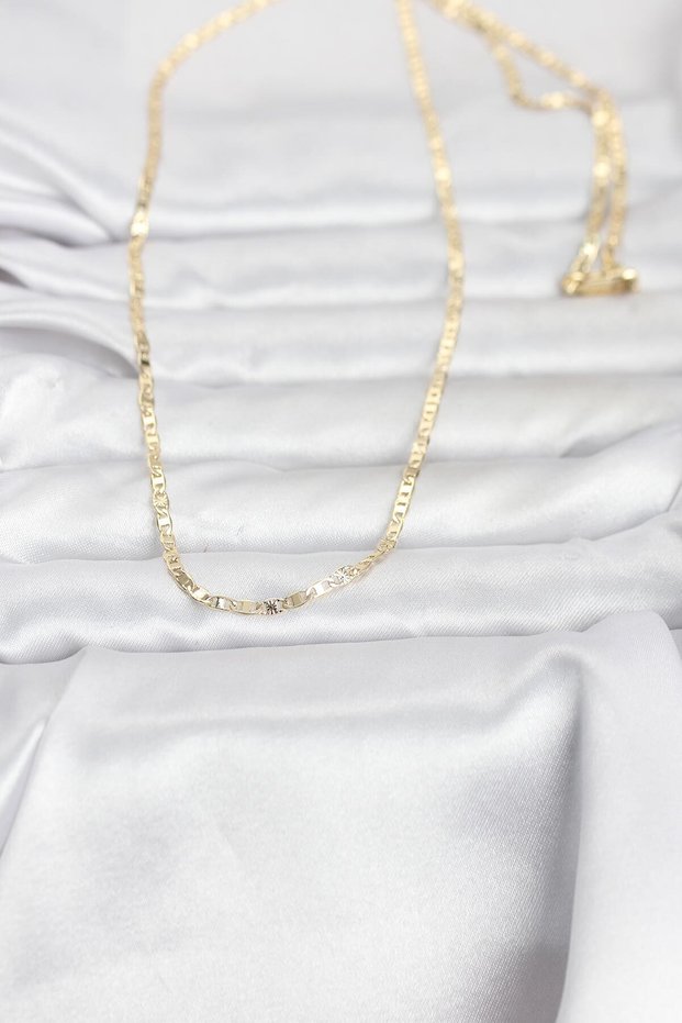 Trendy Women's Necklace with 60cm Golden Brass Chain for Elegant Necks