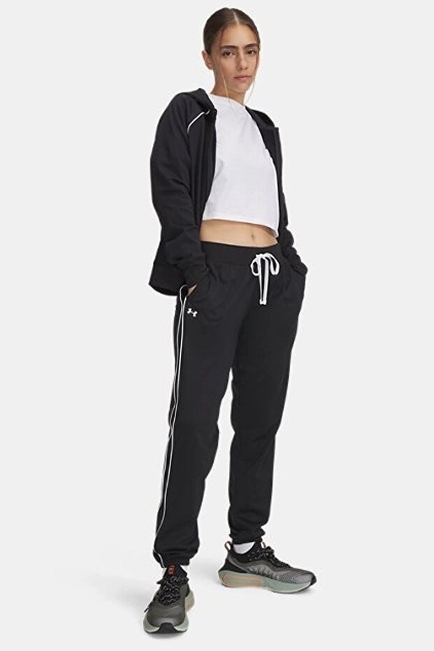 Rival Women's Tracksuit Set