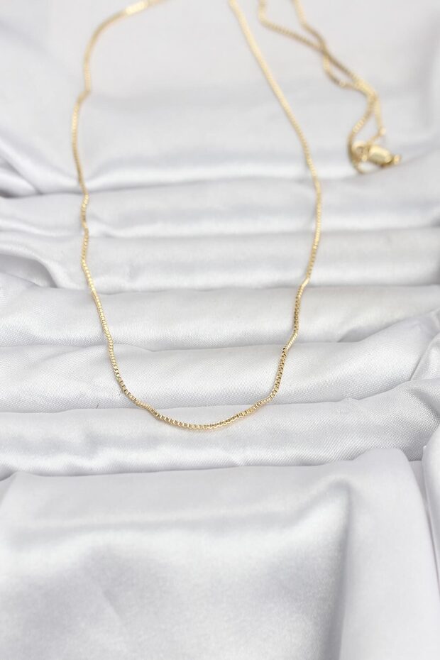 60cm Golden Brass Thin Square Chain Women's Necklace for Elegant Necks