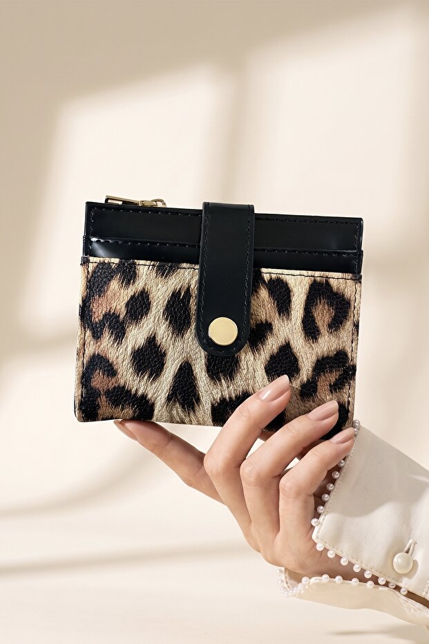 Leopard Detail Tan Wallet