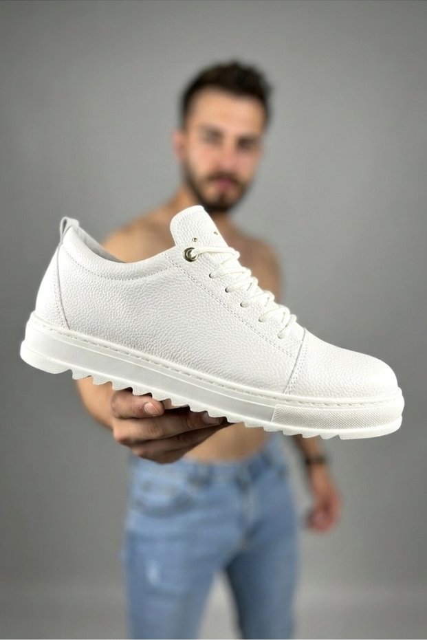 Zrj152 High Quality Lace-Up Men's Daily Sports Casual Shoes - White