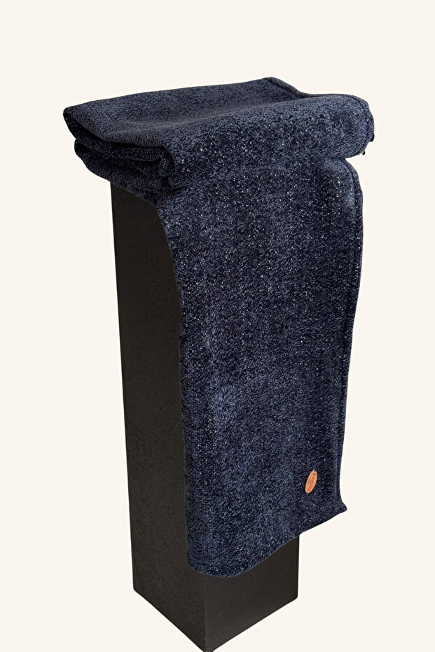 Navy Blue Soft Textured Sofa Throw 135X180 cm -Umbra-