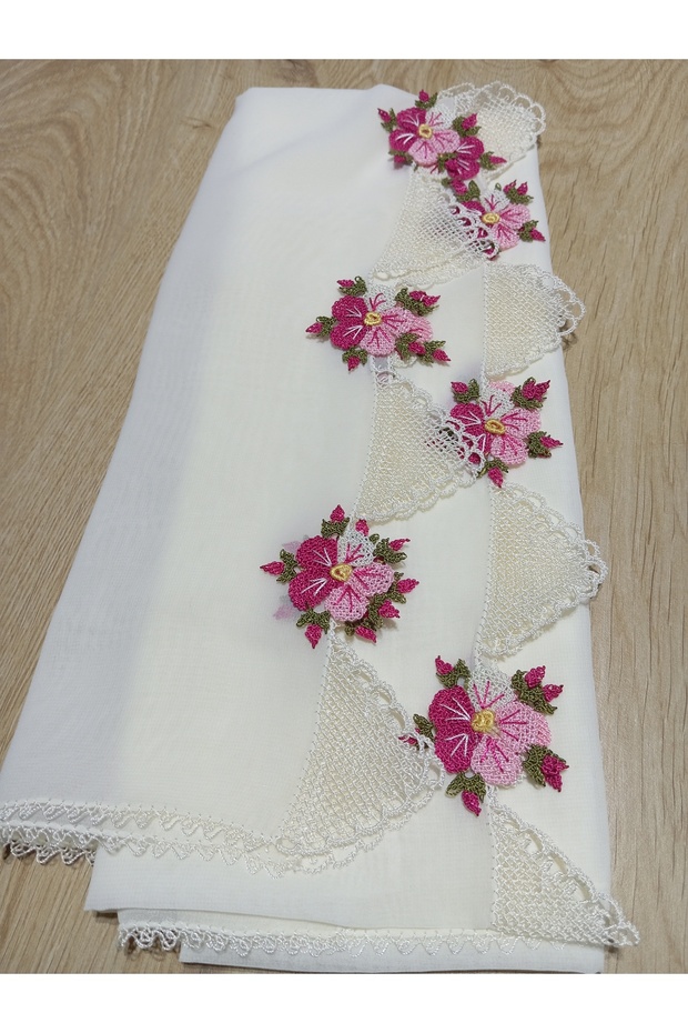 Needlework Cream-Colored Prayer Mat with Prayer Beads