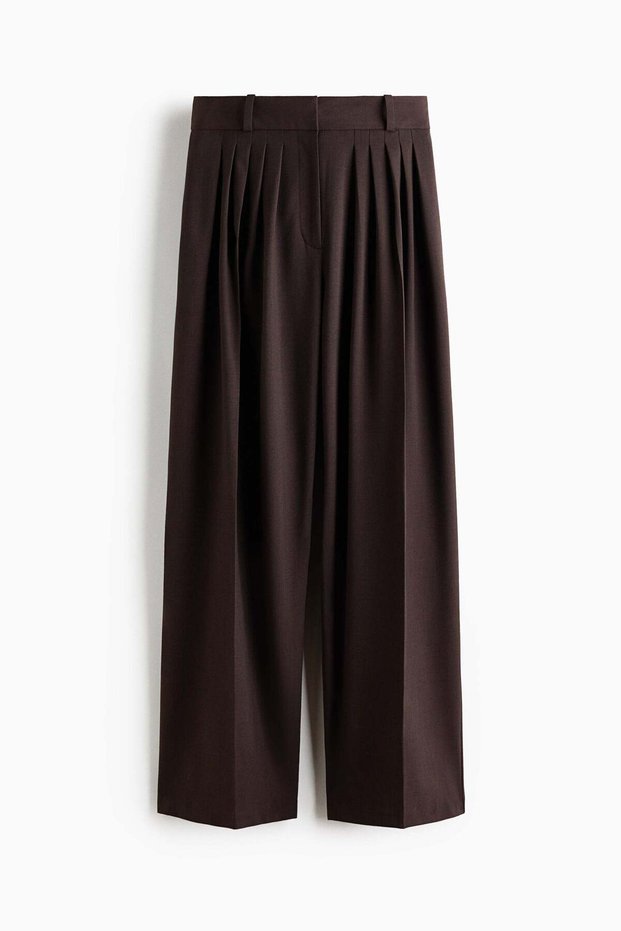 Wide pleated trousers