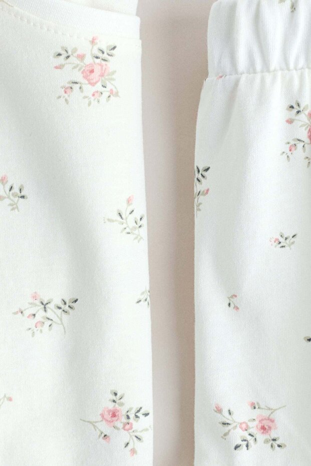 Frill-trimmed printed pyjamas