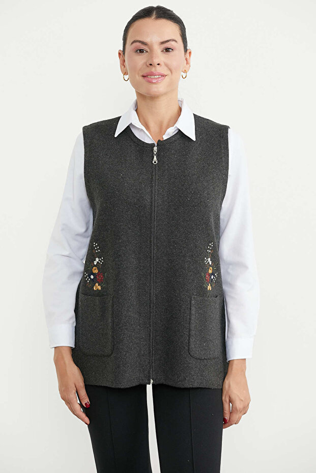 Embroidery Detailed Wool Knit Vest with Pockets - Dark Gray