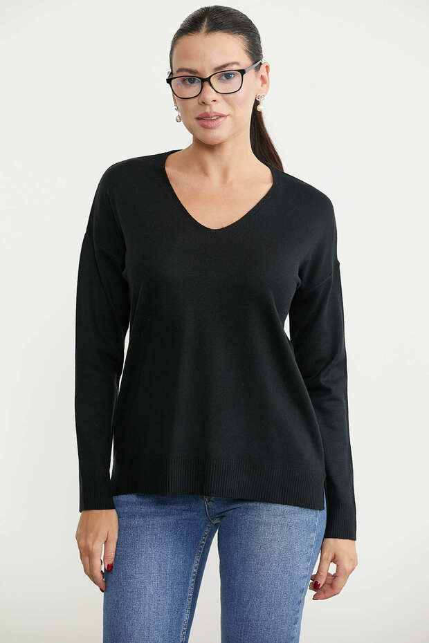 V-Neck Basic Knitwear Sweater - Black