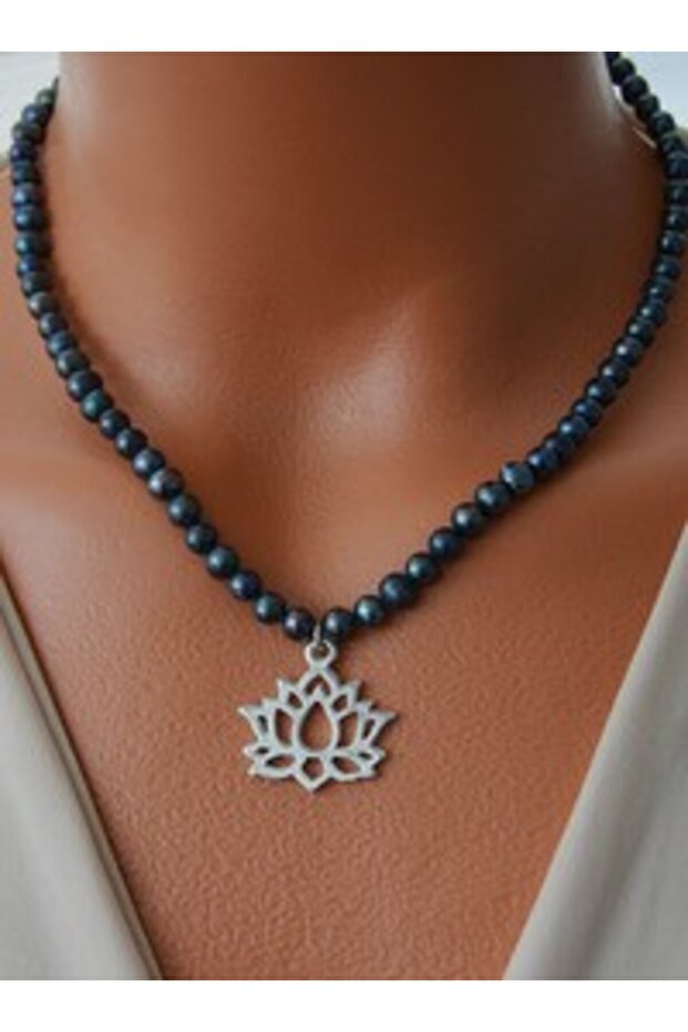 Necklace - Silver Color -