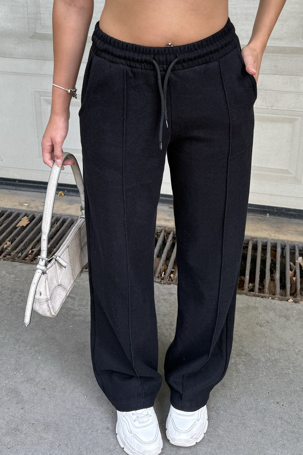Black Ribbed Detailed Wide-Leg Sweatpants