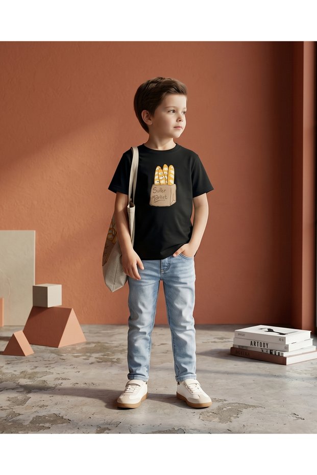 Graphic Crew Neck T-Shirt