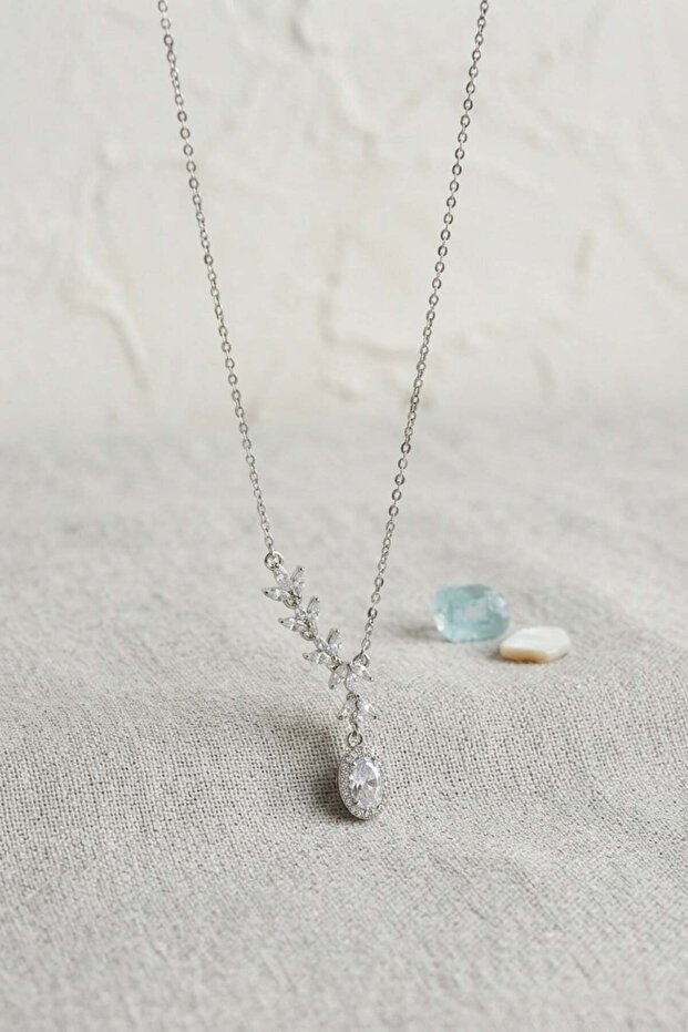 Brass Silver Color Row Zircon Stone Model Women's Necklace