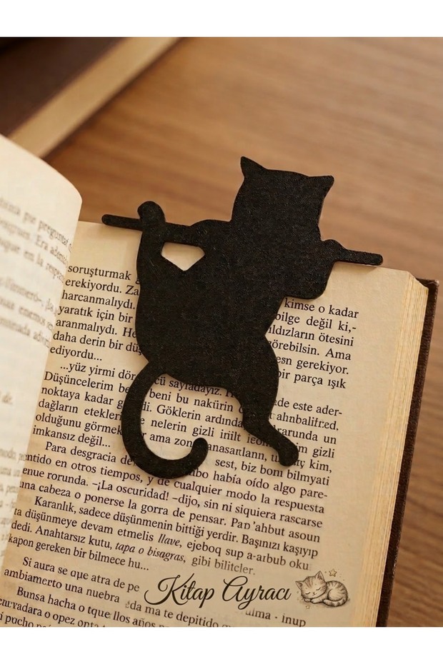 Cat Bookmark - Modern & Cute Black / Book Holder Accessory