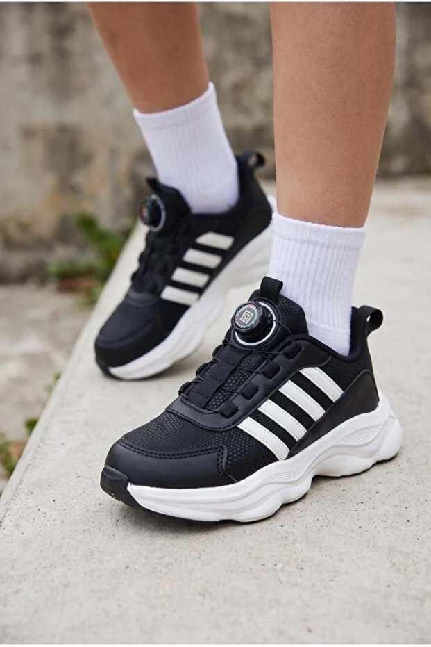 Children's Easy Lacing Unisex Winter Waterproof Non-Slip Lightweight Eva Sole Comfortable Skin Leather Sports Shoes