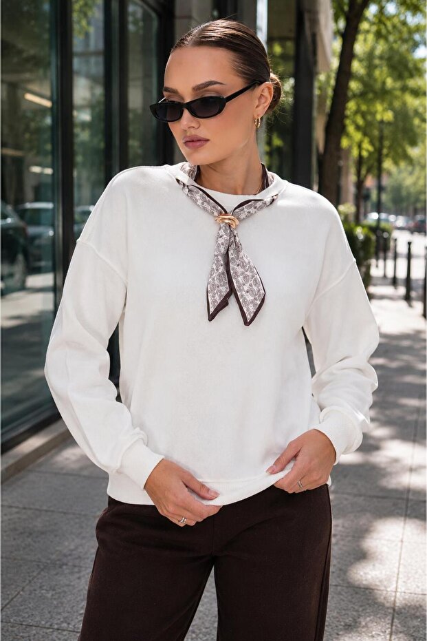 Women's Oversize Sweatshirt with Scarf Detail 265128 -