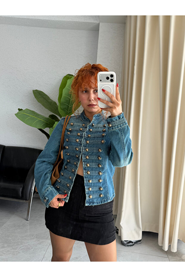 Premium Trend Gold Button Washed Denim Jacket