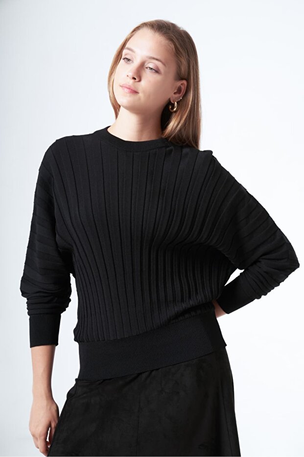 202 Elastic Waist Tricot Sweater Black