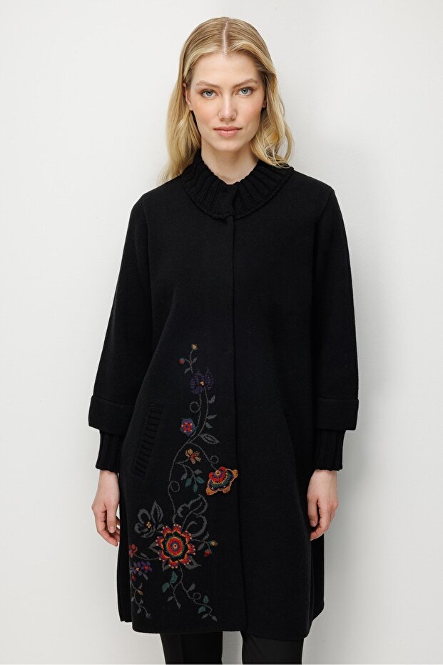 Women's Stand Collar Patterned Long Wool Coat Black