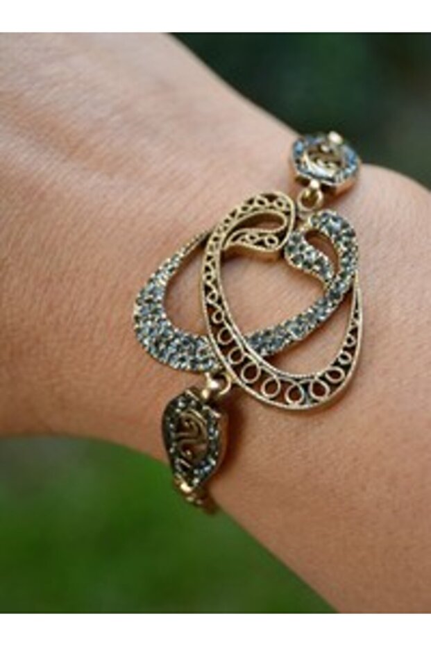 Vav Bracelet - Bronze Color -
