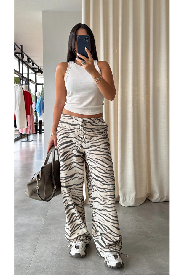 Beige Zebra Pattern Trousers - 19005