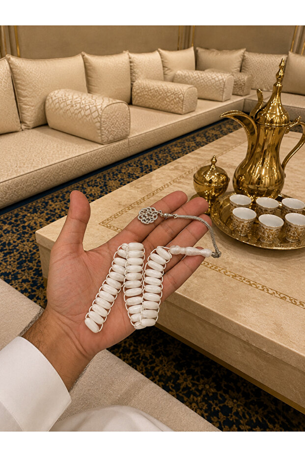 Looster Time Royal White Pearl Rosary