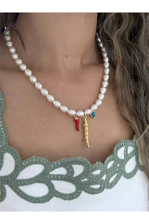 Pearl Fish Pepper Necklace - White