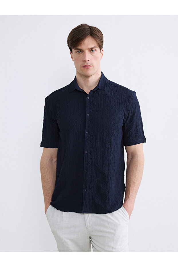Nevavm with a Difference Regular Fit Short Sleeve Men's Shirt