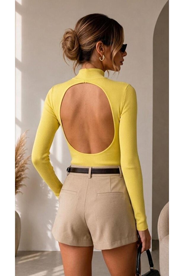 Women's Yellow Half-Fishnet Bottomed Snap-Back Low-Cut Camisole Fabric Blouse
