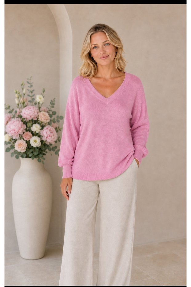 V-Neck Back and Front Mercerized Modern Blouse with Stretchy Lining 38-46