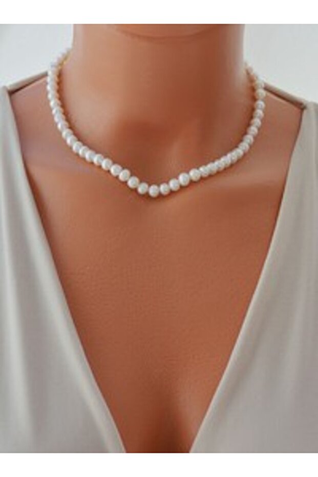 Pearl Necklace -