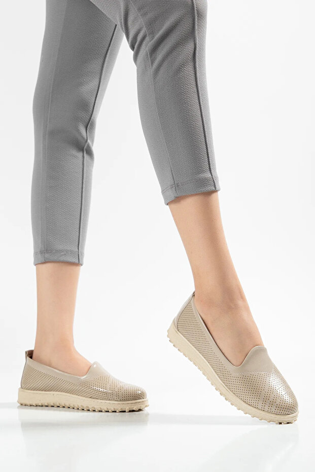 Karen Woman Ballet Flats