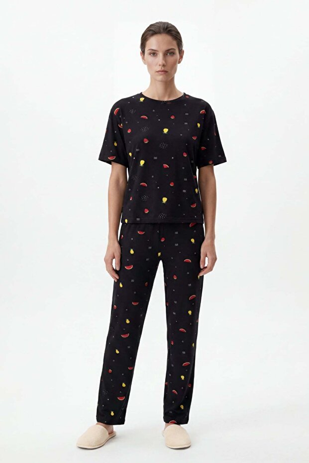 Women's Fruit Patterned Pajama Set