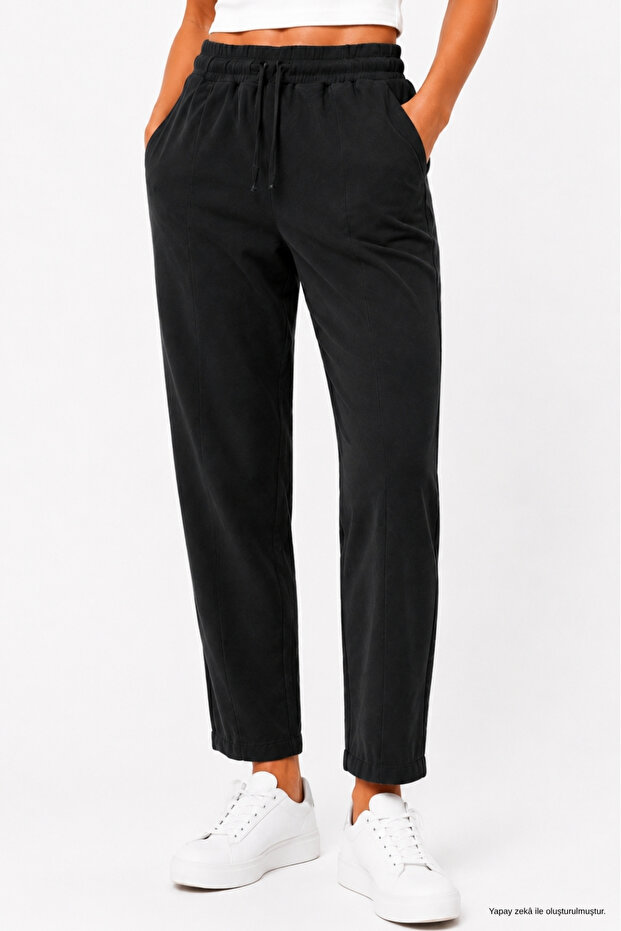 Women's Black Elastic Waist Woven Carrot Pants