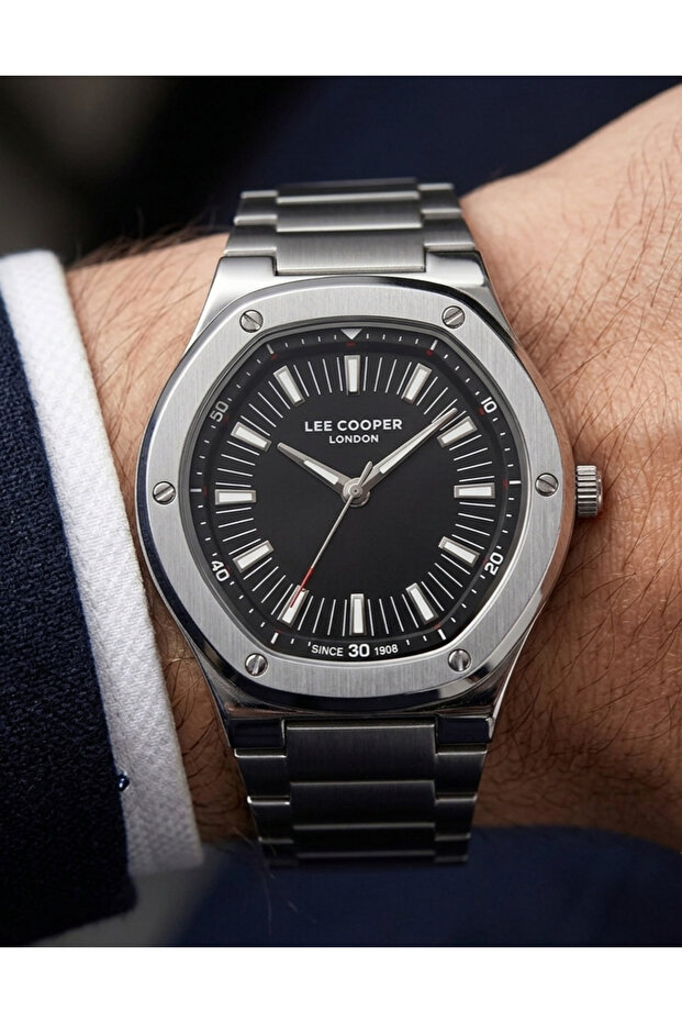Men's Wristwatch with Steel Case and Strap Black Dial 2 Years Warranty Original
