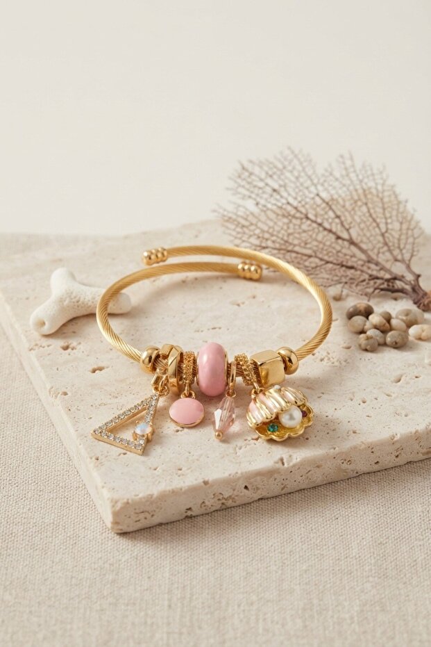 Pink Seashell Model Gold Color Charm Bracelet