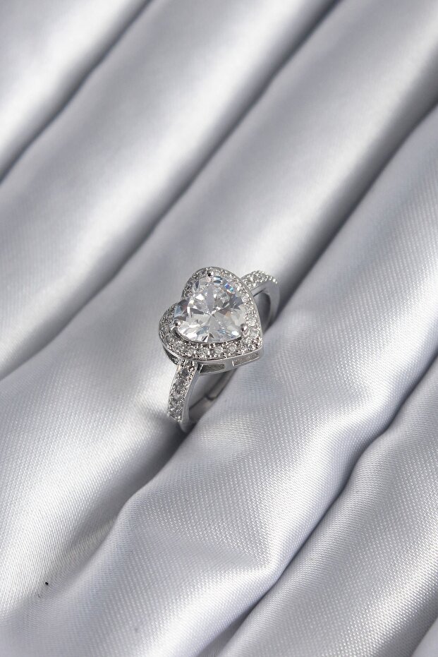 Brass Silver Color Zircon Stone Heart Charm Model Women's Ring