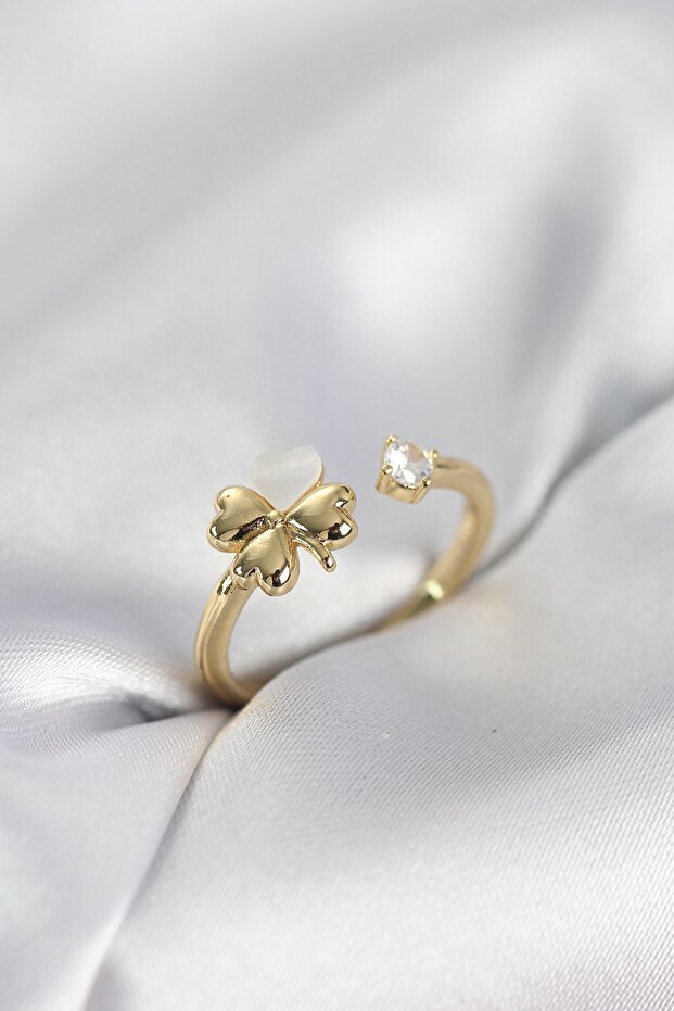 Gold Color Clover Model Pearlescent Women's Ring