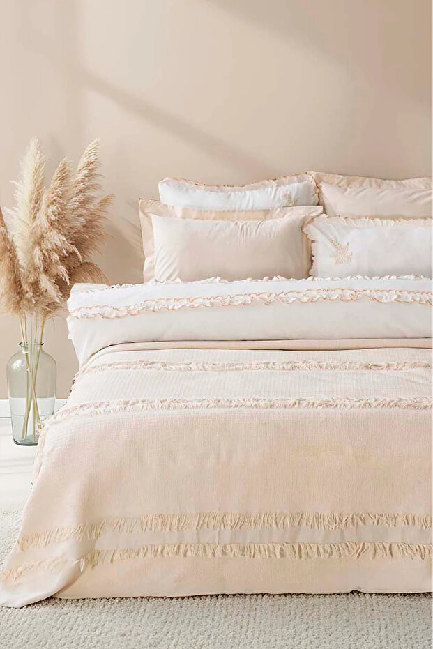 Brianna Cream Double 100% Cotton Duvet Cover Bedspread - 7 Piece Dowry Set