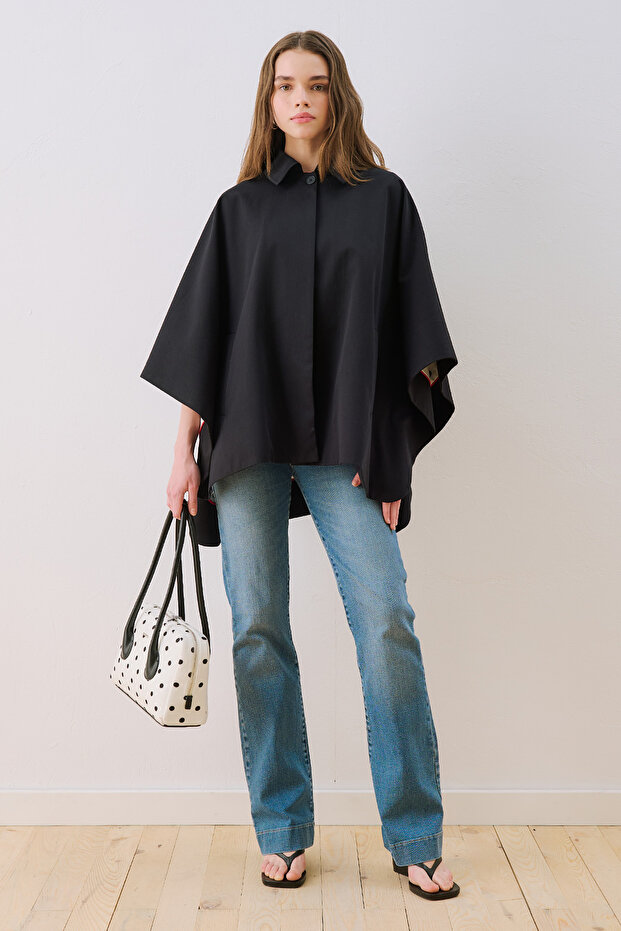Wide-Collared Cape Jacket Black