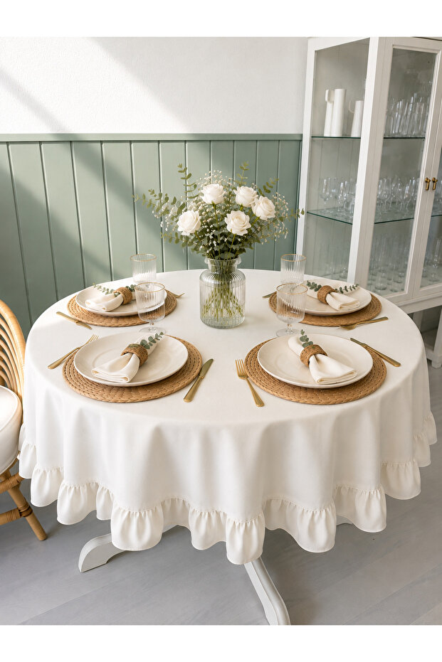 Aura Ruffled Round Tablecloth Ecru