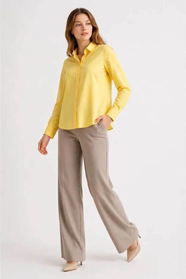 Women's Yellow Long Sleeve Shirt with Buttons, Classic Collar, Suitable for Casual and Office Elegance