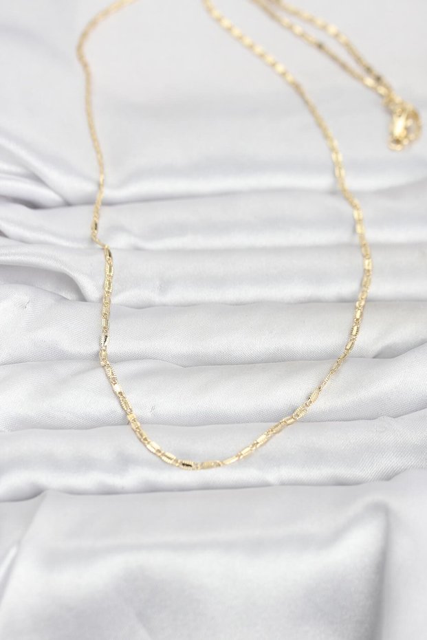 60cm Golden Brass Laser Style Chain Women's Necklace for Elegant Necks