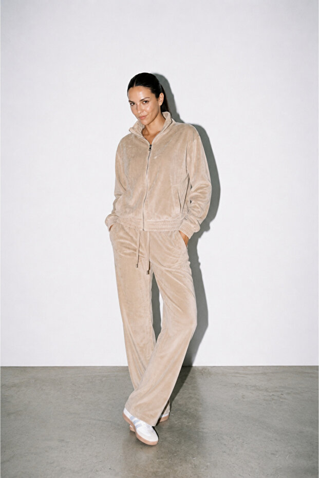 Velvet Zippered Oversize Tracksuit Top and Bottom Set