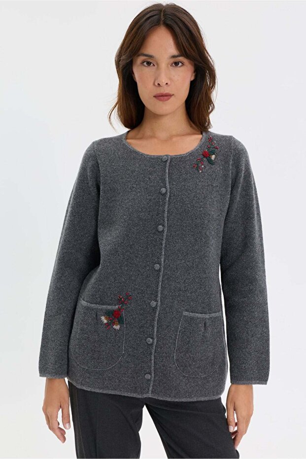 Women's Crew Neck Knitted Rose Embroidered Short Wool Cardigan Smoked