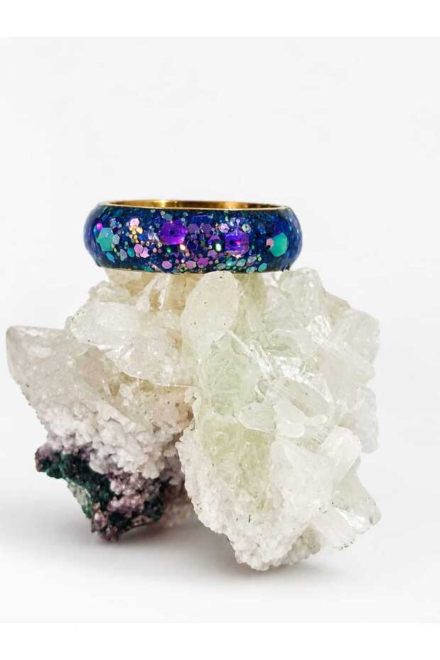 Blue Sequin Sparkle Detail Epoxy Design Ring