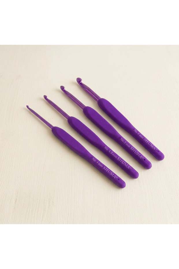 Violet (Purple) Silicone Handle Crochet Hook (4mm - 4.5mm - 5mm - 6mm)