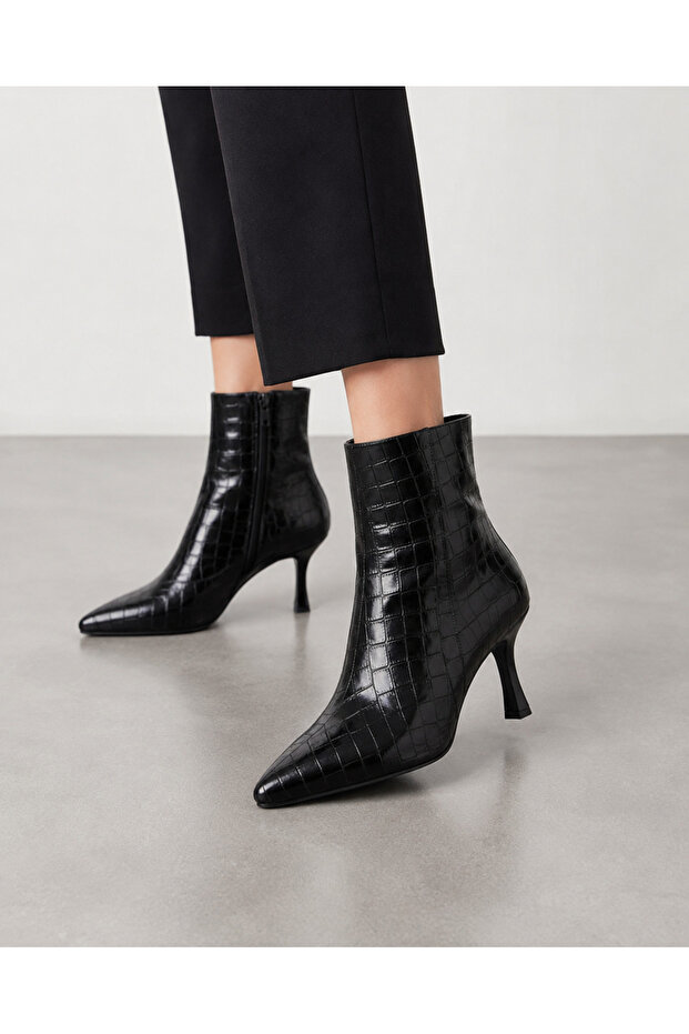 Crocodile Material Women's Heeled Boots