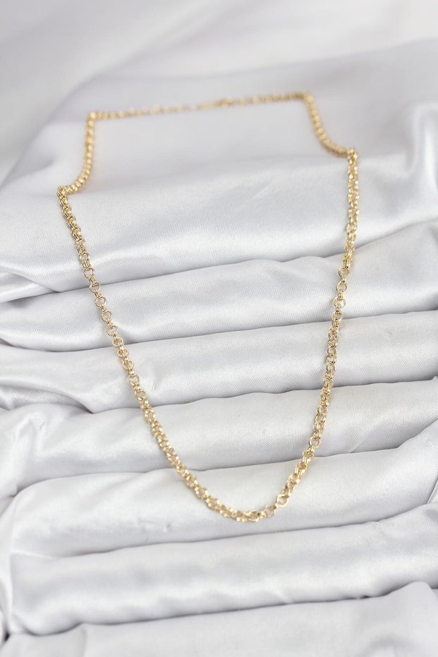 Women's Necklace with Golden Brass Made Ring for Elegant Necks